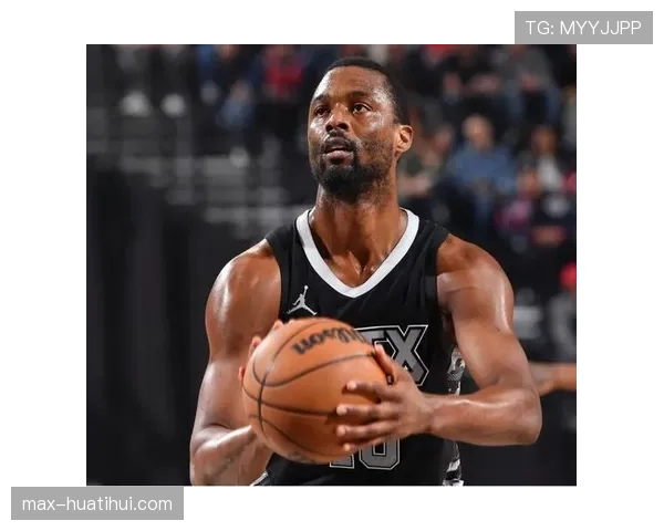 马刺文班亚马与巴恩斯锋线组合压制火箭反扑